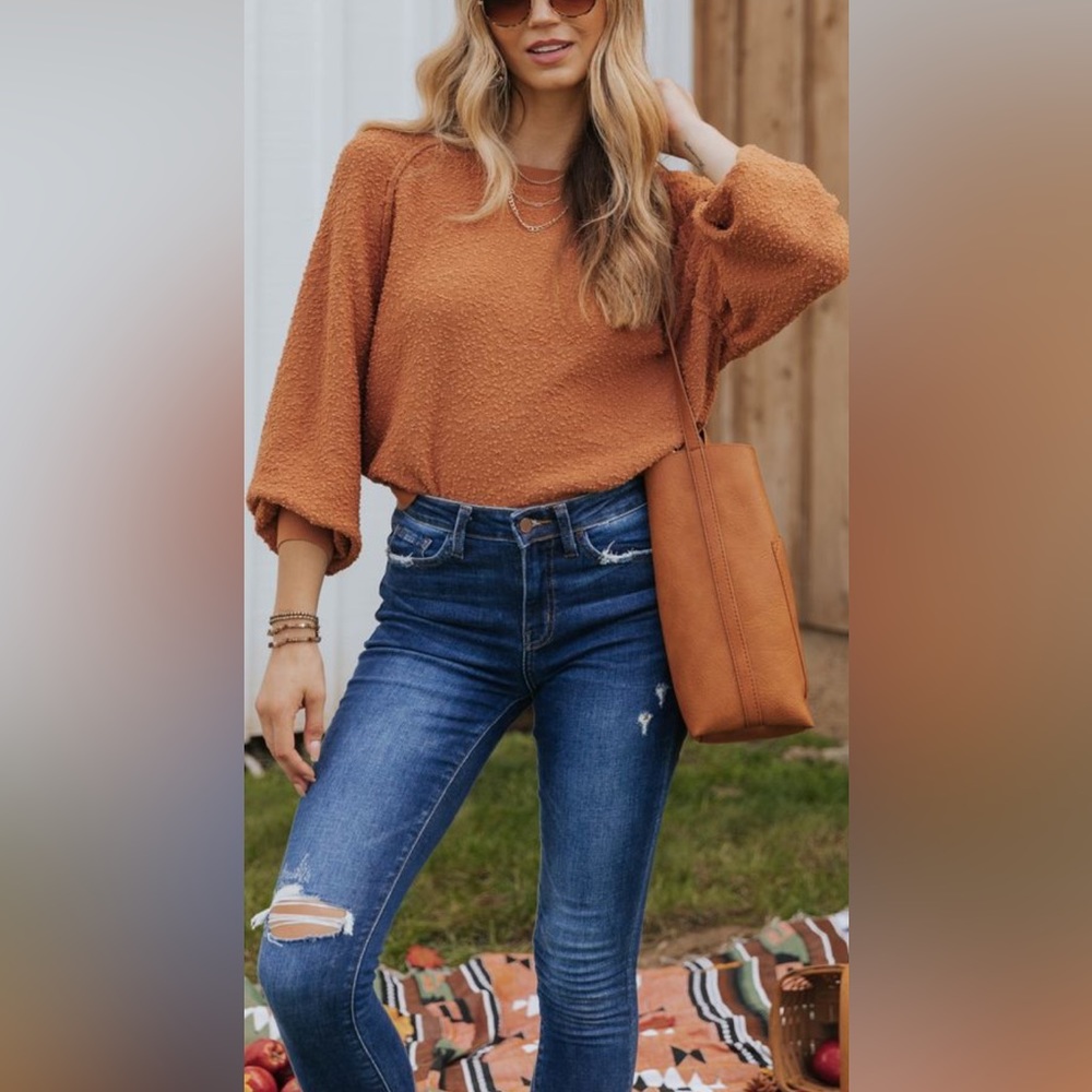 NWOT Orange textured crew neck sweater